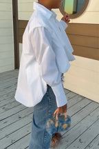 Women Collar Solid Color Shirt or Washed Scratch Jeans