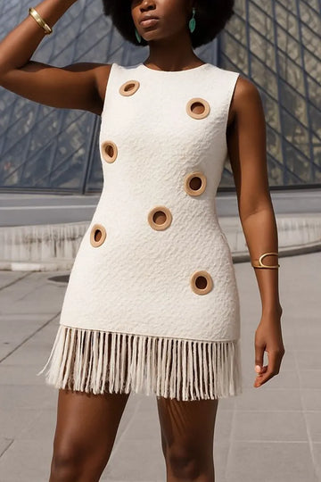 Women Sleeveless Round Neck Contrast Eyelet Cutout Hole Detail Fringe Hem Bodycon Mini Dress