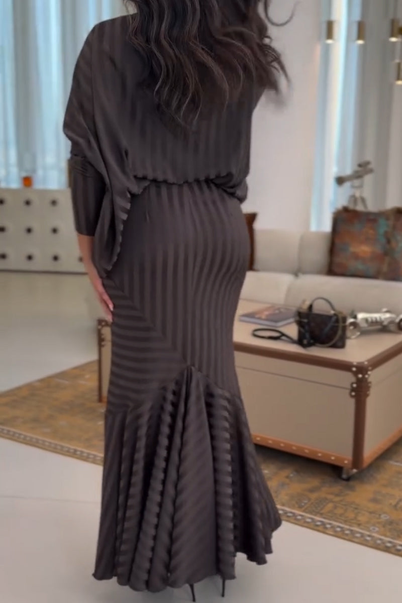 Women V-neck Vertical Stripe Top + Hip Hugging Half Skirt Elegant Temperament Set
