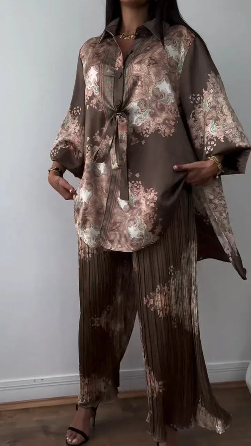 Ladies' Collar Printed Top+ Pleated Pants Casual Set