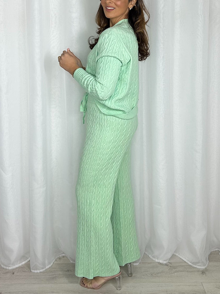Women Round Neck Woven Solid Color Casual Suit