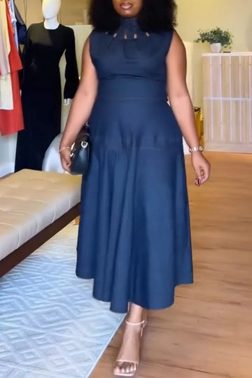 Women Round Neck Sleeveless Waist Cinched Elegant Casual Denim Maxi Dresses
