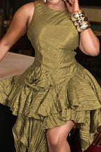 Women's Fashionable Pleated Fabric Irregular Solid Color Dress